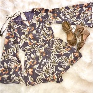 Like new Adorable Jungle print romper